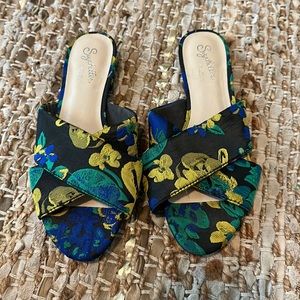 Printed flats